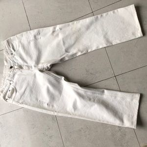 Like new white distressed denim jeans